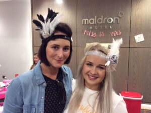 image of fun 'great gatsby' headband making at a Hen Party